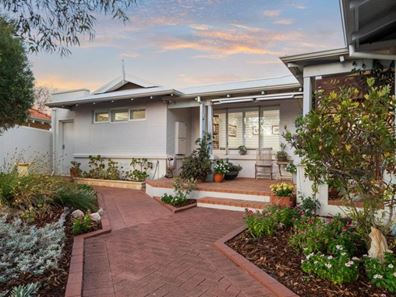 18 Seaside Gardens, Mullaloo WA 6027