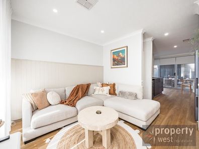 146 Strinesdale Bvd, Aveley WA 6069