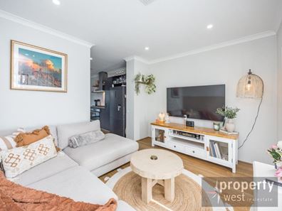 146 Strinesdale Bvd, Aveley WA 6069