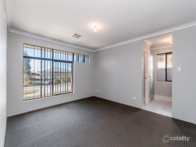 28 Siltstone Road, Haynes WA 6112