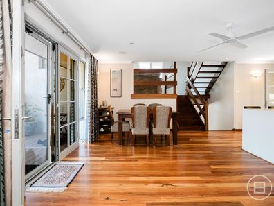 31 Collier Street, Silver Sands WA 6210