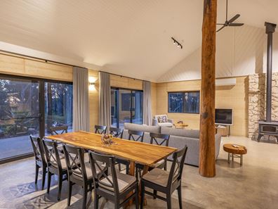 130 Sonning Loop, Yallingup WA 6282