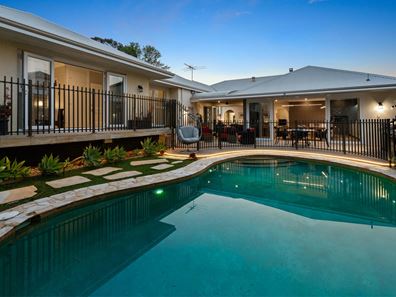 6 Davies Road, Dalkeith WA 6009