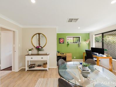 12 Cambridge Crescent, Cooloongup WA 6168