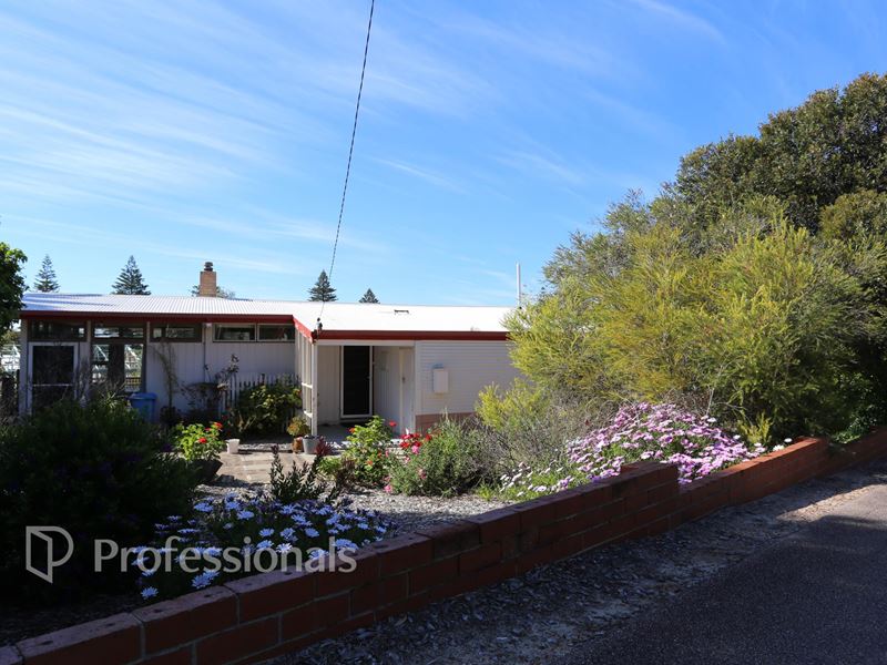 18 Corry Street, Esperance WA 6450