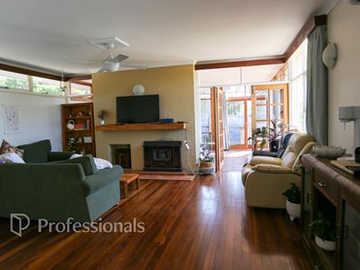 18 Corry Street, Esperance WA 6450