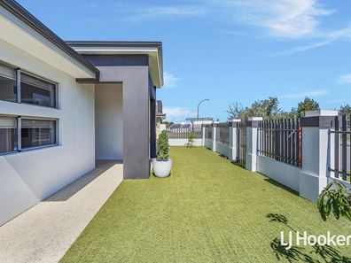 30 Dollarbird Road, Southern River WA 6110