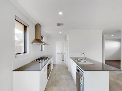 14 Gulch Street, Madora Bay WA 6210