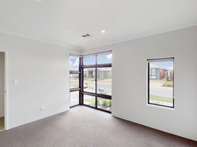 14 Gulch Street, Madora Bay WA 6210