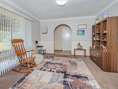 11 Almeria Parade, Muchea WA 6501