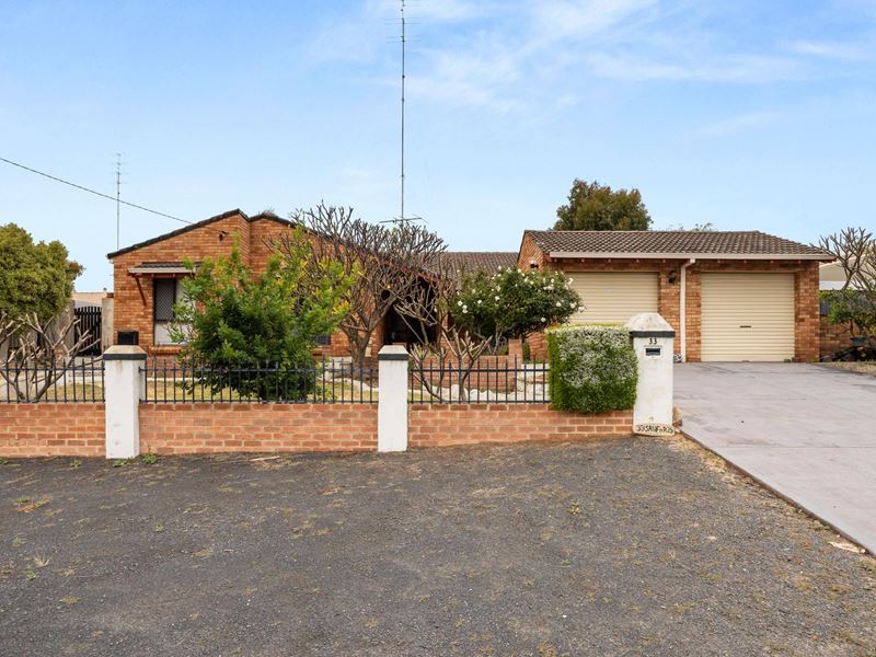 33 Sanford Way, Eaton WA 6232