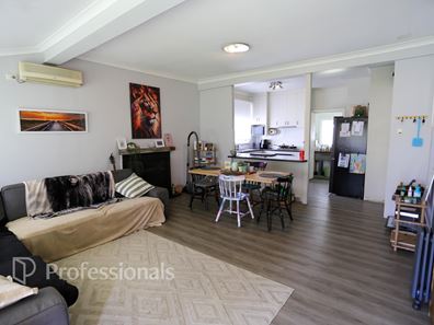 8 Dixon Street, Nulsen WA 6450