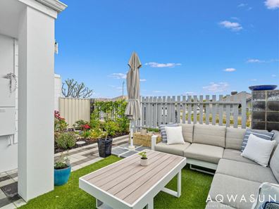 48 Adelong Avenue, Golden Bay WA 6174