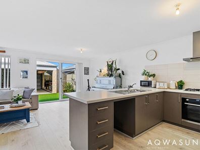 48 Adelong Avenue, Golden Bay WA 6174