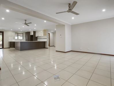 9 Durack Crescent, Dampier WA 6713