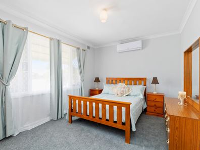 23A Mirrabooka Avenue, Girrawheen WA 6064