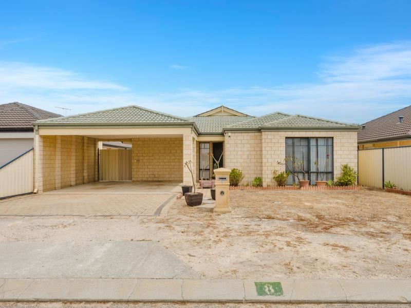 8 Leeuwin Chase, Bertram
