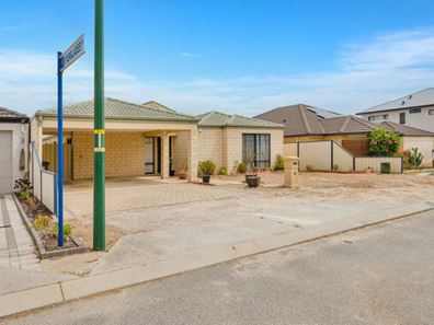 8 Leeuwin Chase, Bertram WA 6167
