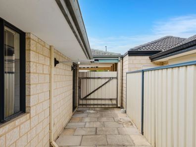 8 Leeuwin Chase, Bertram WA 6167
