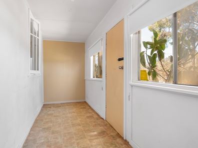 148A Campbell Street, West Lamington WA 6430