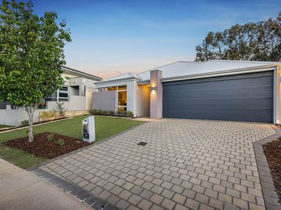 54 Potenza Avenue, Stirling WA 6021
