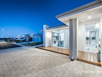 14 Crane Place, Eglinton WA 6034