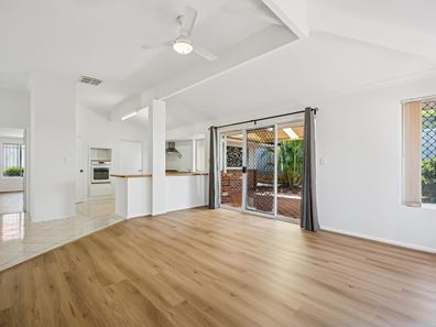 102B Stock Rd, Attadale WA 6156