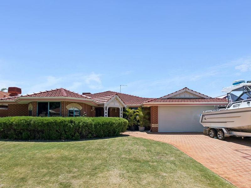 34 Rothesay Heights, Mindarie WA 6030