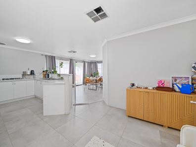 156 Crandon Street, Gosnells WA 6110