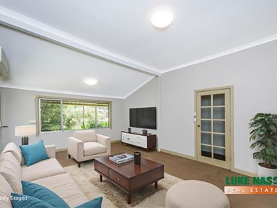 17 Little John Road, Armadale WA 6112