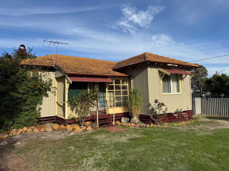2 Benwell Place, Collie