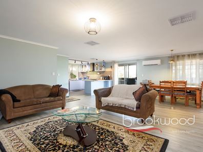 33 Tamarillo Court, Bakers Hill WA 6562