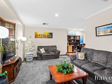 15 Elizabeth Street, East Cannington WA 6107