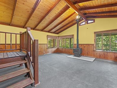 13 Adams Road, Denmark WA 6333