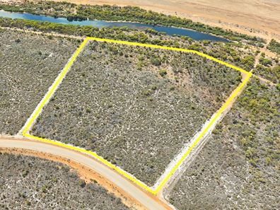 74 Long Pool Road, Hopetoun WA 6348