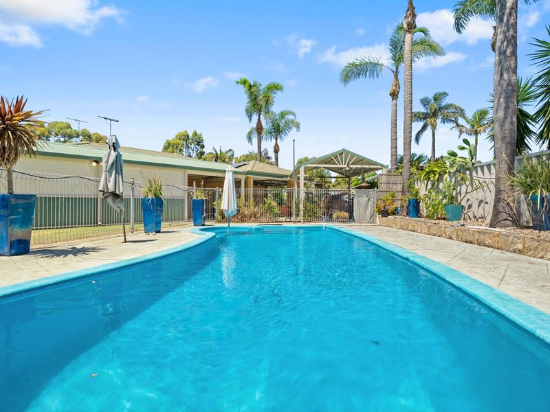 2 Moreton Court, Erskine WA 6210