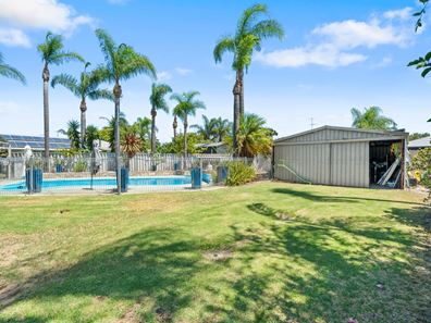 2 Moreton Court, Erskine WA 6210