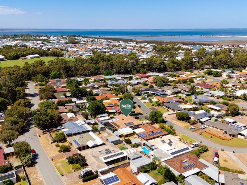 26 Hanson Way, Dudley Park WA 6210
