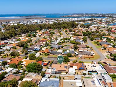 26 Hanson Way, Dudley Park WA 6210