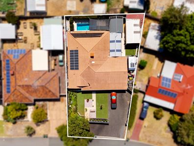 26 Hanson Way, Dudley Park WA 6210