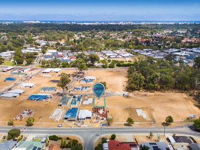 28 Lechenaultia Way, Kwinana Town Centre WA 6167