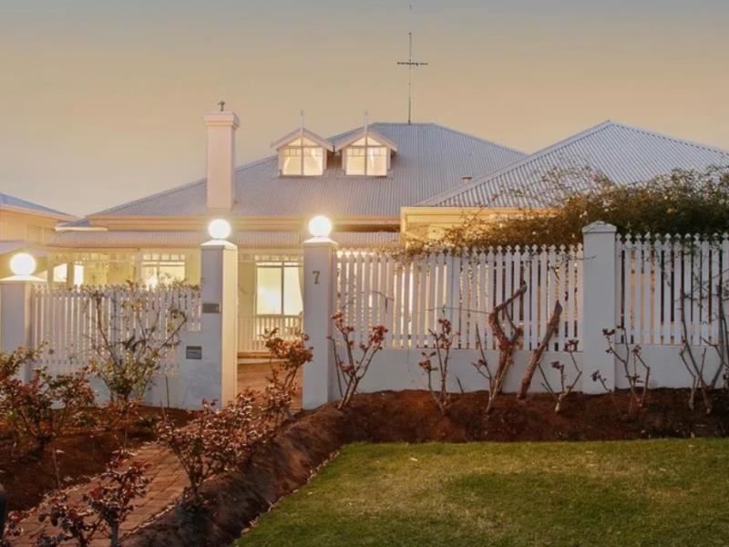 7A Crewe Street, Bicton WA 6157