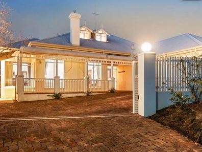 7A Crewe Street, Bicton WA 6157