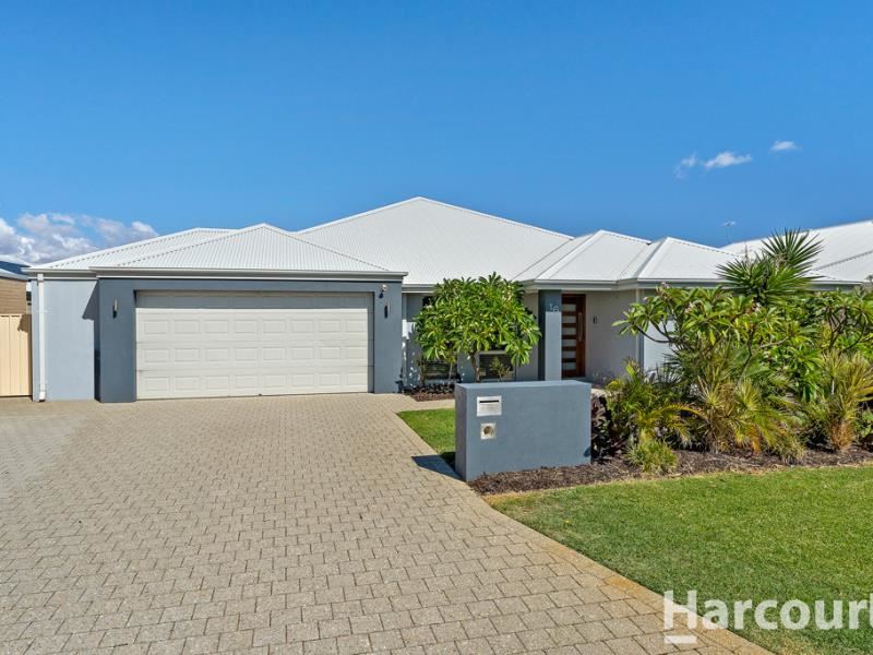 16 Warrior Pass, Madora Bay