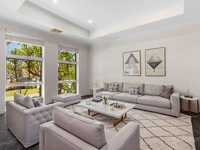 16 Warrior Pass, Madora Bay WA 6210
