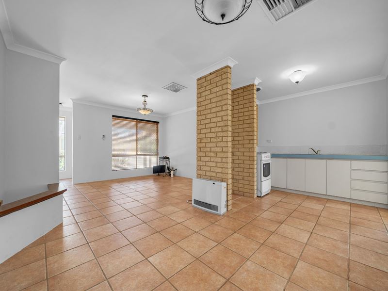 9/63 Third  Avenue, Kelmscott WA 6111
