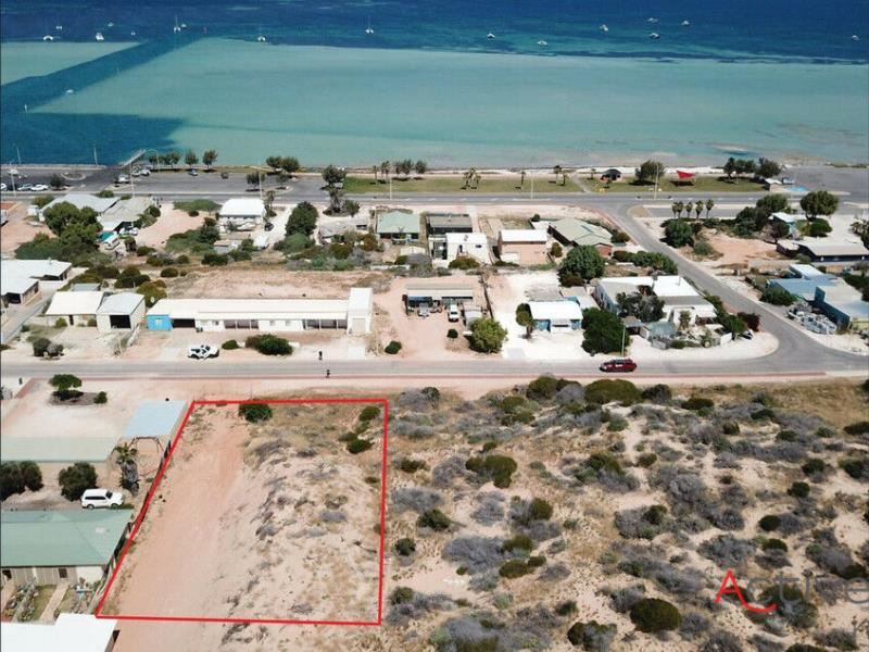 21 Hughes Street, Denham WA 6537