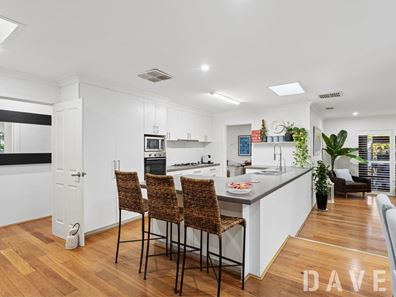 9 Romford Place, Kingsley WA 6026