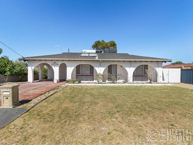 112 Whitfield Drive, Two Rocks WA 6037