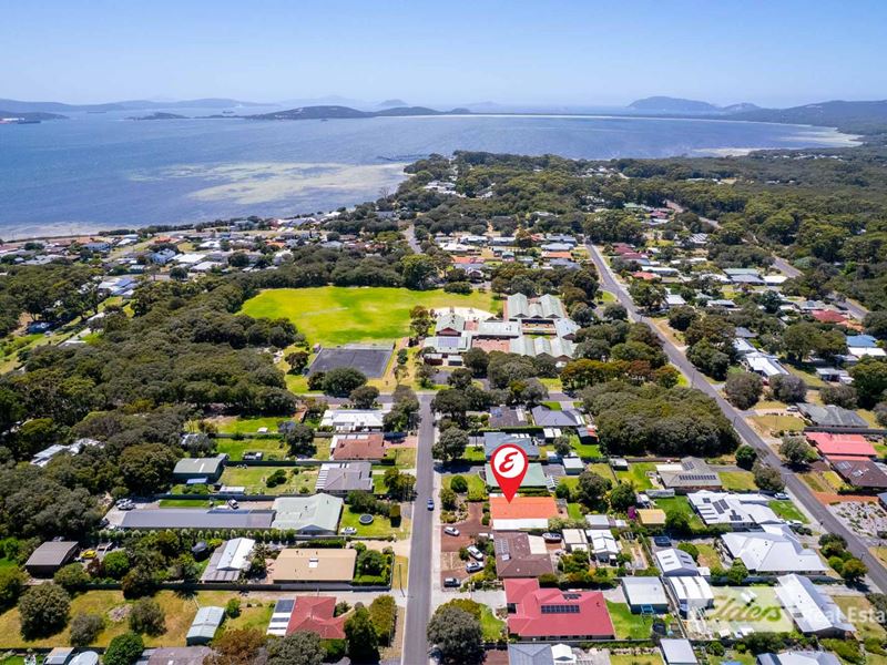 7 Grove Street West, Little Grove WA 6330